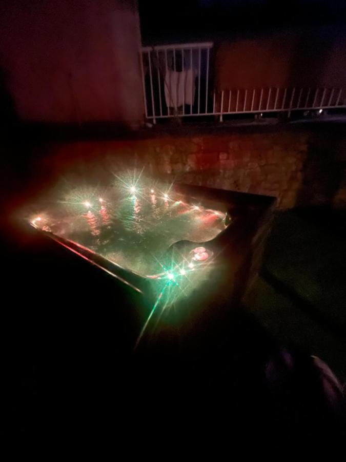 Beau Loft Room Proche Mont Saint Michel Jaccuzi Illimite En Plein Centre Αβράνς Εξωτερικό φωτογραφία
